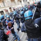 5c8acd21250000580681c645