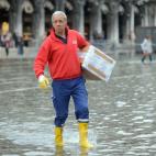 5c8b73cd230000dd0424c4d6