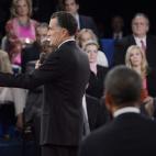 5c8b761e250000e203caba68