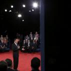 5c8b76272400006c05a4c71c