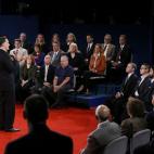 5c8b7627360000e01c6d2489