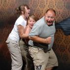 5c8ace16240000f404a3b84c