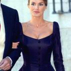 5c8aab63250000e203c96c12