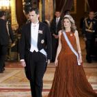 5c8aab69250000e203c96c28