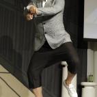 5c8acf00360000c81a6c1c73