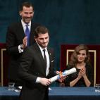 5c8acf322300007f0123bfe0