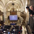 5c8acf242500000d04c9b00b