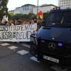 5c8b84bb360000e01c6d46b9