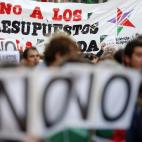 5c8b84be240000f404a4ea02