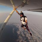 5c8b72b12000009d0370c8d8