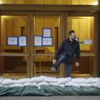 5c8acf53240000f7054c7f58