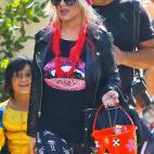 5c8acc4b250000bd0581c4c0