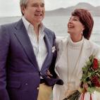 5c8a4bc3230000d50422eaef