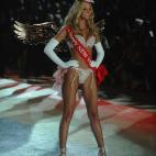 5c8ad00b24000093024c8088