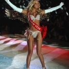 5c8ad01120000045046fcc0b