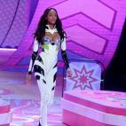 5c8ad01320000045046fcc11