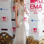 5c8b2af52400004205a4428e