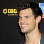 5c8ad0dc2400006b054c8224