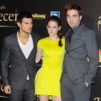 5c8ad0dc2400000a05a3bdb8