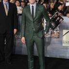 5c8ac517250000bd0581b68b