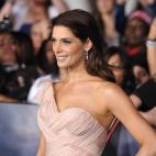 5c8ac519240000f404a3a741