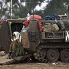 5c8ad0802500000d04c9b298