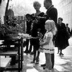 5c8ad157250000e203c9b407