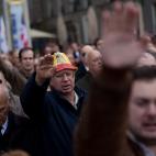 5c8a49f12500000a0680f2d5