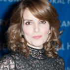 ¡Tina Fey! En 2011, cuando le preguntaron a quien elegiría como su 'girl crush', la actriz de New Girl dijo a The Advocate: “Es una pregunta realmente difícil y que una no se puede tomar a la ligera. Christina Hendricks es tan bonita y t...