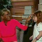 Televisiones y diarios se hicieron eco de la pasión por los rayos UVA de esta señora de piel quemada. Patricia Krentcil llegó a ser arrestada por broncear en cabinas a su hija de cinco años. http://www.buzzfeed.com/daves4/things-we-should-...