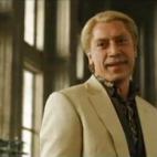 Uno puede estar más o menos acostumbrado a los peinados extremos de los personajes a los que interpreta Bardem. Aún así, verlo de rubio fue toda una sorpresa. Está magnífico como malo malísimo de James Bond.