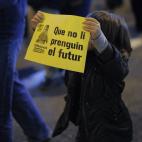 5c8ad3a820000043046fd2bb