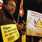 5c8ad3a9250000bd0581d28e