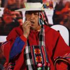 En 2011, mascando una hoja de coca en Bolivia