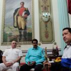 Hugo Chávez, durante la ceremonia de toma de juramento del ministro de Defensa, Diego Alfredo Molero Bellavia