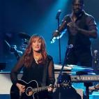 5c8ad38e360000e01c6c2457