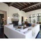 La cantante tiene 3 propiedades sobre este terreno: una casa principal, otra de invitados y un bungalow de 2 cuartos.