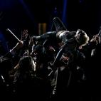 5c8ad4152500001304c9b96a