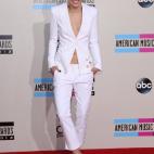 5c8a5eab250000e203c8f625