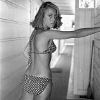 5c8aacb7240000f404a3793b