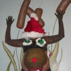 5c8ad328250000bd0581d1b4