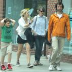 5c8b25d63b000054066d17cd