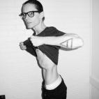 Para diciembre, mostró en estas fotos cuánto peso había bajado para la cinta "Dallas Buyer's Club", y cómo se había rasurado las cejas.