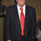 En 2012 también despedimos al mítico comentarista de Eurovisión. Tenía 75 años.