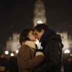 5c8ad663220000330019f806