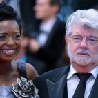 5c8b26a12300002f00e7b41e