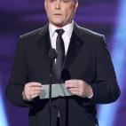 5c8ad773360000c81a6c2b2e