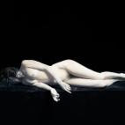 "Stella as Maderno's Saint Cecelia" (2) ©Nadav Kander. Cortesía de Flowers Gallery, London