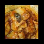 Victoria Harrah, de Florida, encontró una araña de gran tamaño entre sus ravioli.