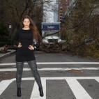 Nana Gouvea es una modelo brasileña que se hizo famosa por una idea de bombero: fotografiarse poniendo posturitas junto a las ruinas dejadas por el huracán Sandy.